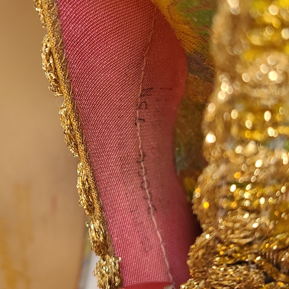 Vintage 1960's Oophies brocade slippers * gold multicolor * 7.5 N - Picture 11 of 11